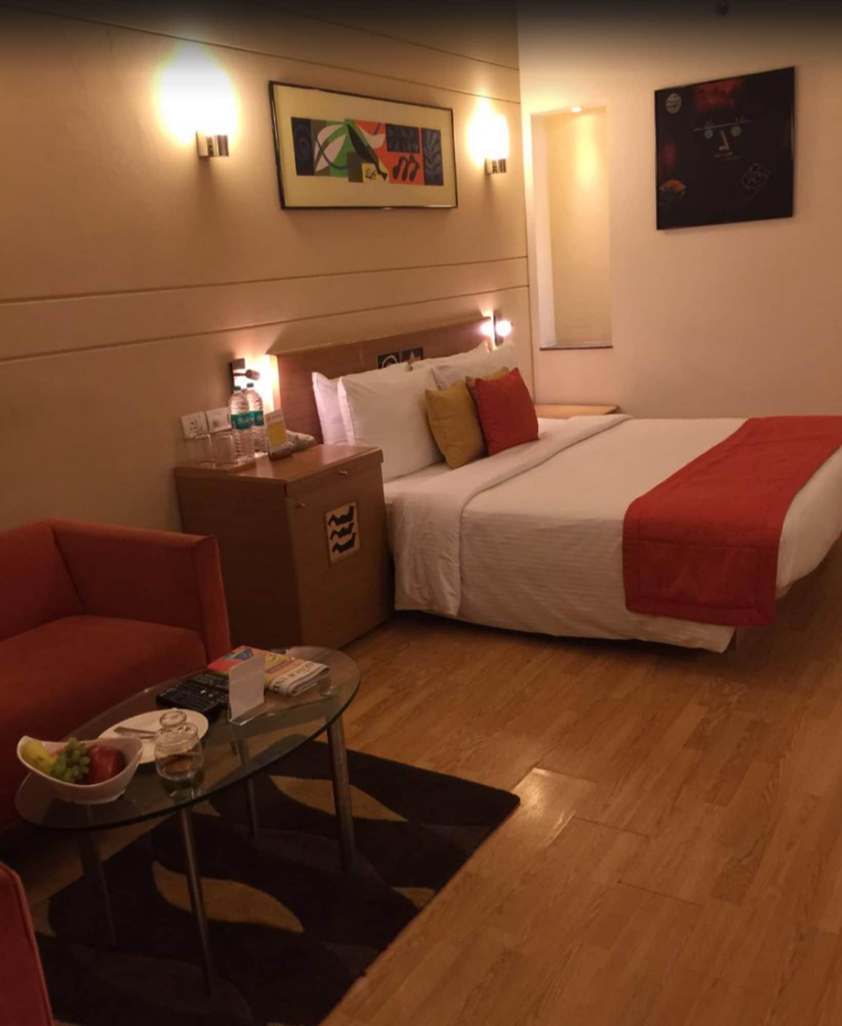 เลมอน ทรี โฮเต็ล กาชีโบวลี Hotel ไฮเดอราบัด ภายนอก รูปภาพ