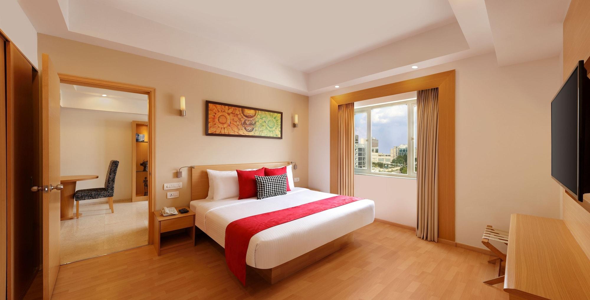 เลมอน ทรี โฮเต็ล กาชีโบวลี Hotel ไฮเดอราบัด ภายนอก รูปภาพ
