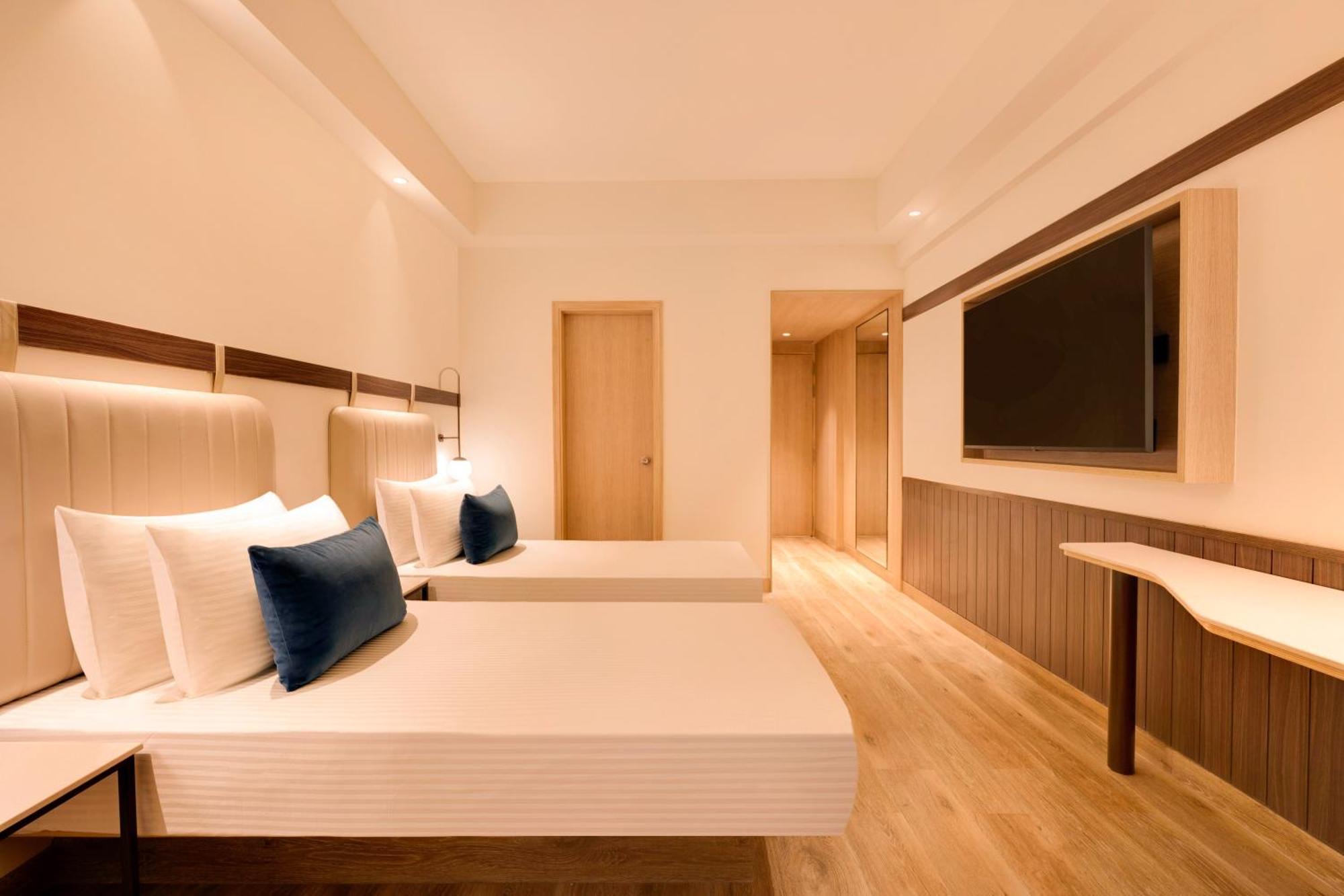 เลมอน ทรี โฮเต็ล กาชีโบวลี Hotel ไฮเดอราบัด ภายนอก รูปภาพ