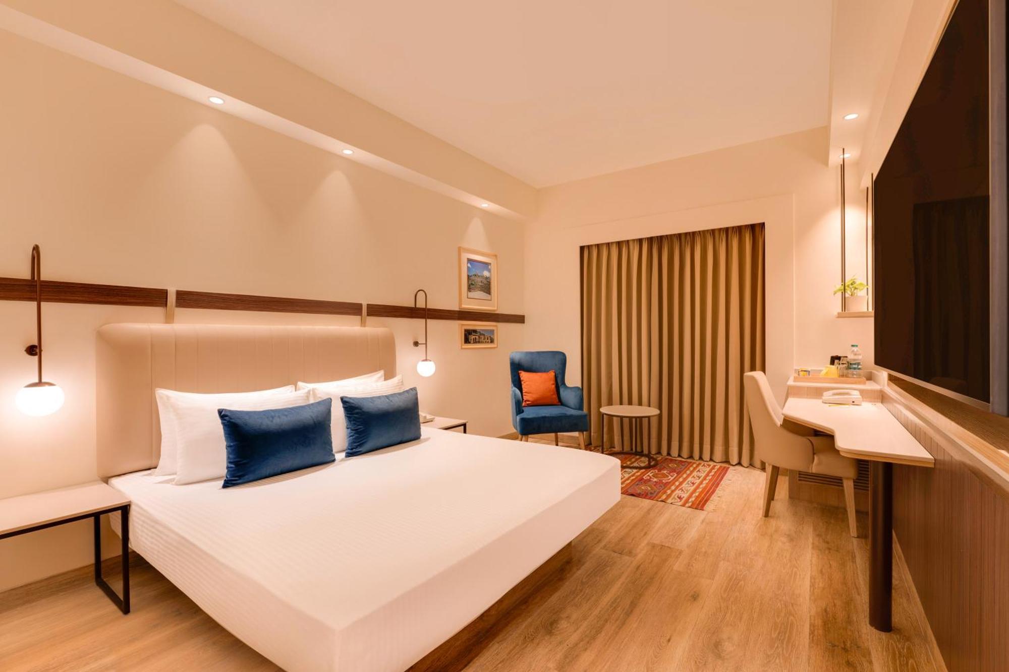 เลมอน ทรี โฮเต็ล กาชีโบวลี Hotel ไฮเดอราบัด ภายนอก รูปภาพ