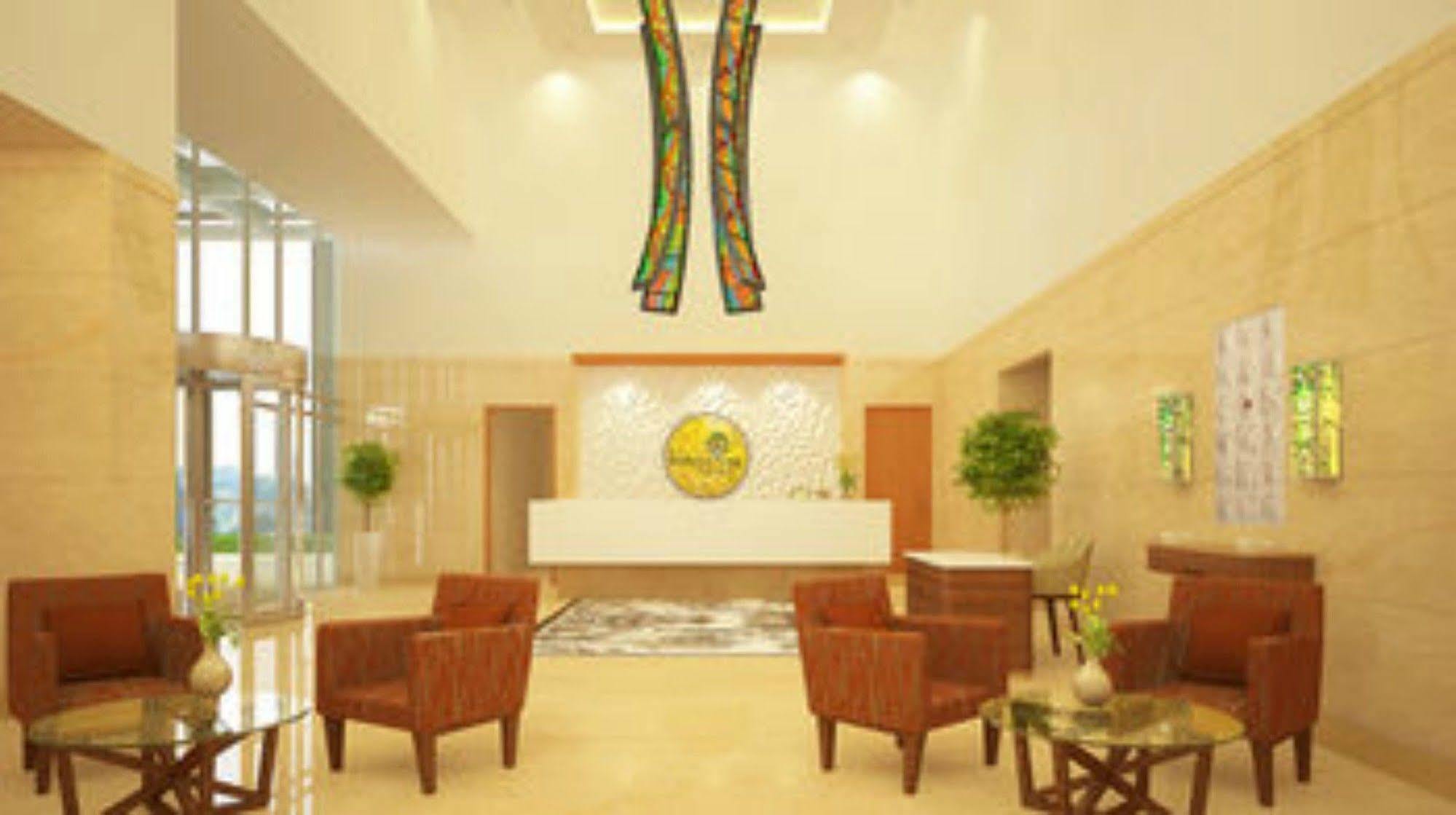 เลมอน ทรี โฮเต็ล กาชีโบวลี Hotel ไฮเดอราบัด ภายนอก รูปภาพ